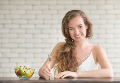 Entenda como a alimentação tem influência direta na sua saúde bucal