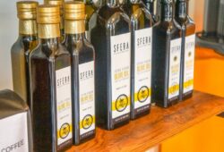 Azeite e beleza: como utilizar na pele, no cabelo e na rotina de autocuidado