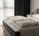 Sono de qualidade o ano todo: ajustes sazonais no quarto e na rotina que fazem diferença